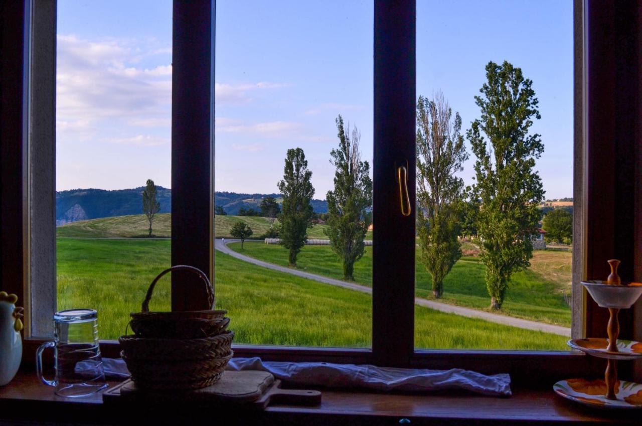 Antiche Vie B&B Serramazzoni Eksteriør billede